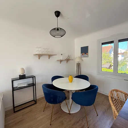 Cosy Universite Apartment