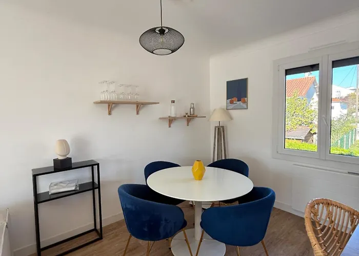 Cosy Universite Apartment